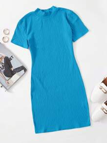 SHEIN BASICS Vestido ajustado tejido de canalé de cuello alto