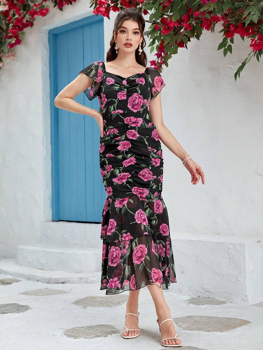 Modelyn Floral Print Ruched Mermaid Hem Dress - Black - View 1