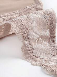 Plus Floral Lace Underwire Bra Lingerie - Apricot - View 5
