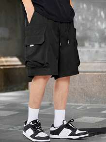 Manfinity Roghcode 男款寬鬆帶嵌袋和束腰口袋短褲 - 黑色 - 查看 1