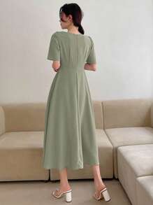 DAZY 素色泡泡袖A字連衣裙 - 綠色 - 查看 2