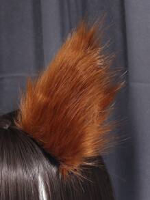 1套女士棕色毛絨動物裝扮套裝特色是可愛的貓狐貍耳朵和尾巴毛夾套裝,適合動漫博覽會和角色扮演