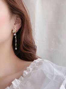 1雙金屬質感流蘇蝴蝶水晶吊墜耳環適用於女士日常約會 - 金黃色 - 查看 2