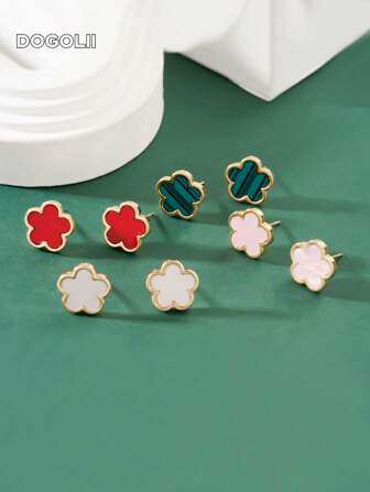 1 Pair Elegant Lucky Golden Five-Petal Flower Earrings, Copper, Suitable For Daily Wear, Dates, Best Gifting For Girlfriends, Birthday, Graduation