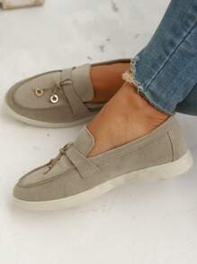 女性極簡風格金屬裝飾一腳蹬時尚戶外仿麂皮平底鞋 - 米色 - 查看 4