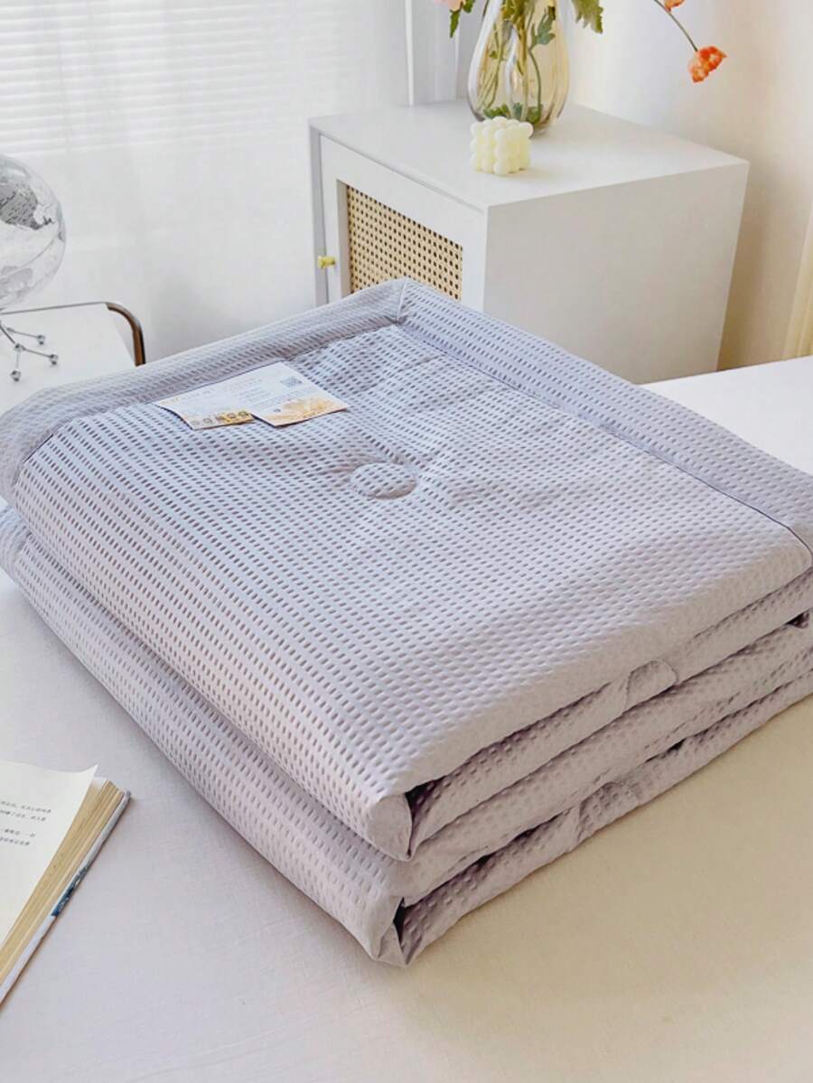 1pc Plain Summer Quilt, Simple Fabric Bedspread For Bedroom - Light Grey - View 1