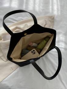 Quilted Shoulder Bag Medium Metal Decor Black - Black - View 5