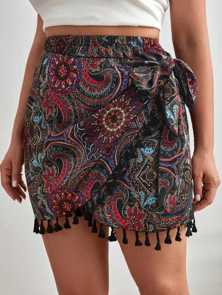 SHEIN VCAY 大碼佩斯利印花流蘇邊圍裹側打結半身裙 - 彩色 - 查看 1