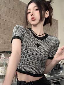 Contrast Trim Crop Knit Top - Black and White - View 3