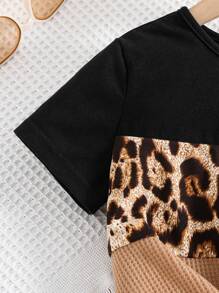 SHEIN Young Girl Leopard Print Twist Hem Tee & Shorts - Multicolor - View 3