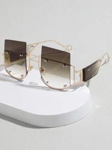 1pair Women Rivet Detail Tinted Lens Creative Sunglasses, For Party For Summer Beach Vacation,Outdoor,Travel