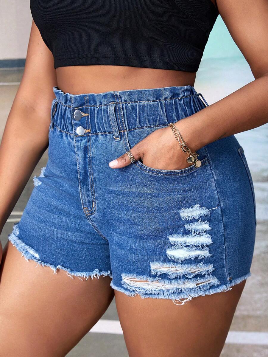 SHEIN SXY 大碼破洞毛邊緣牛仔短褲 - 中等水洗藍 - 查看 1