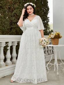 Plus Butterfly Sleeve Lace Wedding Dress - White - View 6