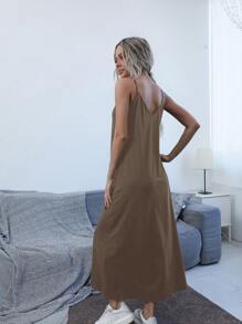 SHEIN LUNE 斜口袋素色吊帶洋裝 - 棕色 - 查看 2