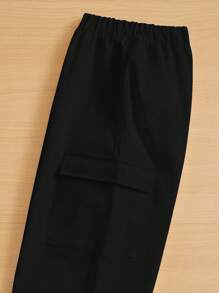 SHEIN Tween 男童休闲弹力腰带翻盖口袋工装裤 - 黑色 - 查看 4