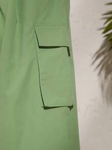 Soleia Solid Flap Pocket Side Drawstring Waist Cargo Trousers - Green - View 6