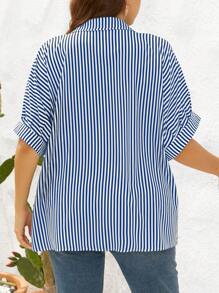 SHEIN Essnce Camicia a maniche a pipistrello con stampa a righe, taglia grande, per l'estate