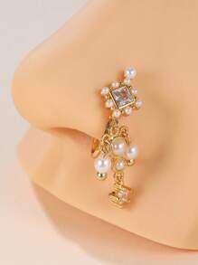 1 Pezzo Anello Finto Per Naso Incantato In Rame Con Decorazioni A Forma Di Diamante Geometrico E Nappa A Perla Finta E Zirconi Cubici Per Donne-fregio Di Lusso Per Appuntamenti