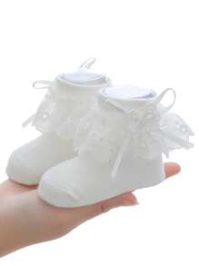 1 Pair Of Soft And Comfortable White Socks For Baby Girls, Featuring Fashionable Princess Style And Lovely Appearance, Suitable For Daily Wear