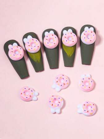 10入組甜甜圈形狀美甲飾品