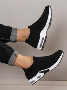 Women Breathable Air Cushion Low-top Running Shoes, Sporty Outdoor Sneakers - Black - View 2