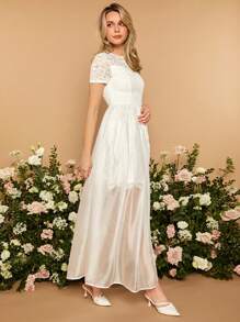 SHEIN Belle 上身蕾絲高衩婚紗洋裝 - 白色 - 查看 7