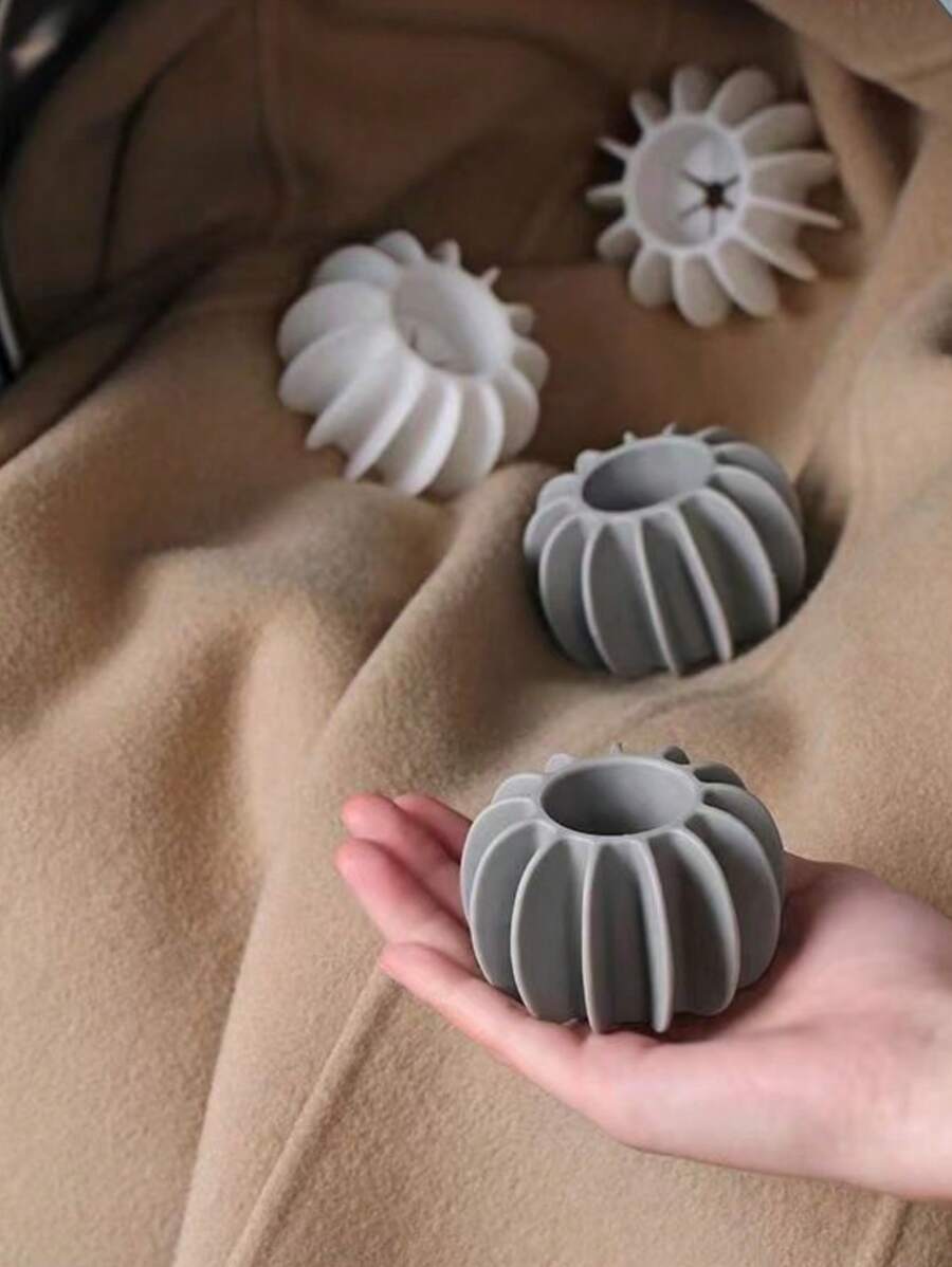 1 pieza bola de lavandería para mascotas de color aleatorio para animales para la limpieza del hogar - Multicolor - Ver 1