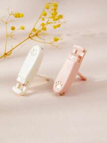 CUT it 1个迷你猫爪睫毛夹，便携式可爱塑料睫毛夹，附赠硅胶替换垫，局部精准睫毛夹，女士/女孩适用（白色），化妆，便宜，房间装饰，梳妆台，旅行，卧室，化妆配件，睫毛夹，便宜，圣诞礼物，化妆品，化妆工具，便宜货，礼物，女士礼物，圣诞礼物