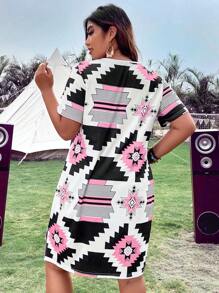 SHEIN Holidaya Plus Geo Print Tee Dress - Multicolor - View 2