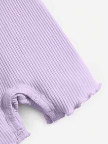 SHEIN Mono De Punto Acanalado Con Ribete De Lechuga Y Corte En Forma De Corazón Para Bebé Niña - Lila Púrpura - Ver 4