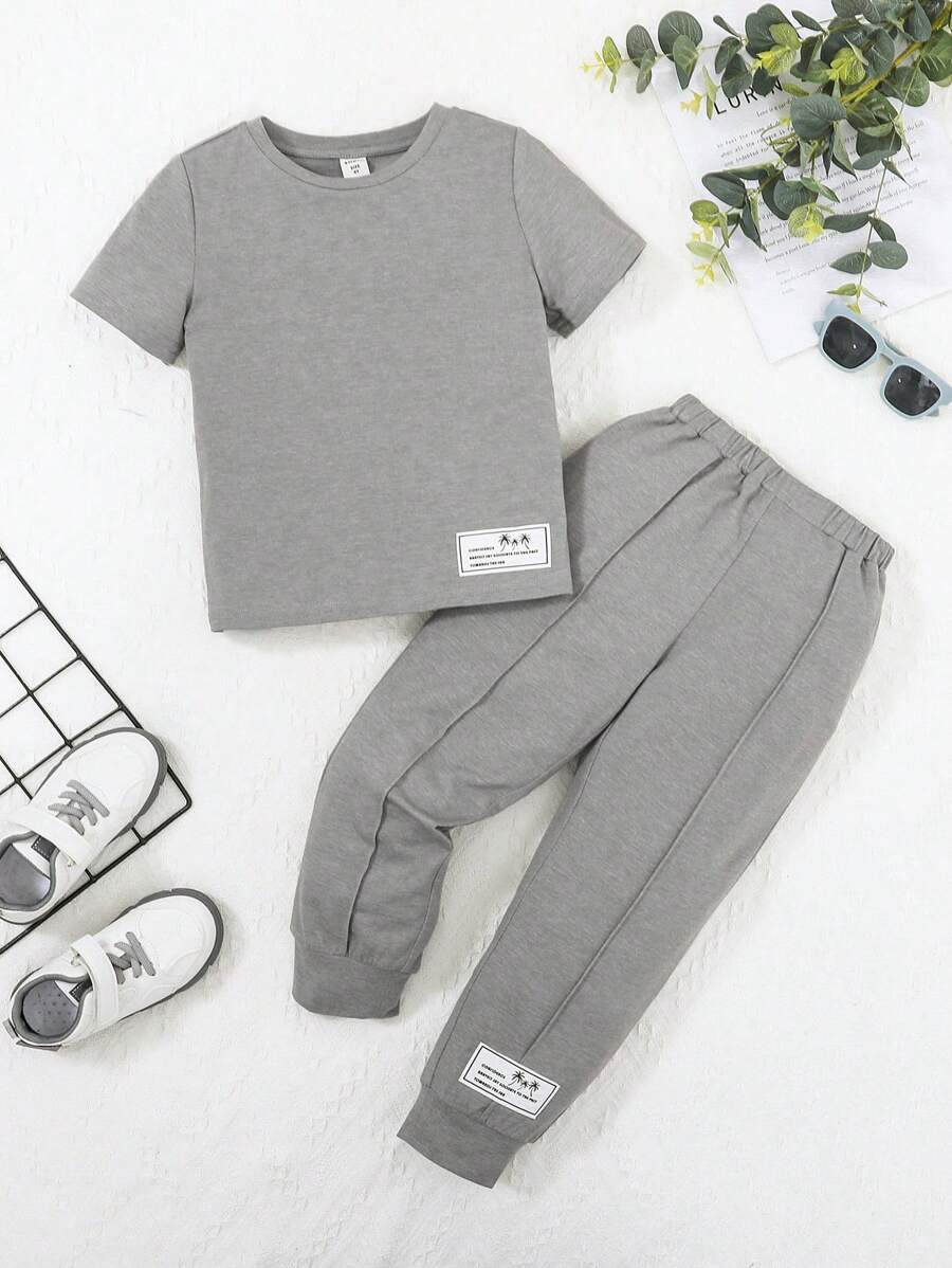 SHEIN Bộ thời trang bé trai Đắp vá Lá thư Giải trí - Màu Xám nhạt - Xem 1