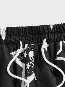 ROMWE MEN Street Life Men Star Print Drawstring Waist Shorts, School - Black - View 3