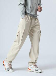 Manfinity Hypemode 男士側翻蓋口袋工裝褲 - 杏色 - 查看 6