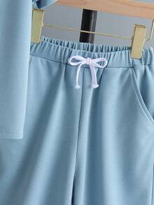 SHEIN Boys Letter Embossed Tee & Drawstring Waist Shorts Without Necklace - Baby Blue - View 5