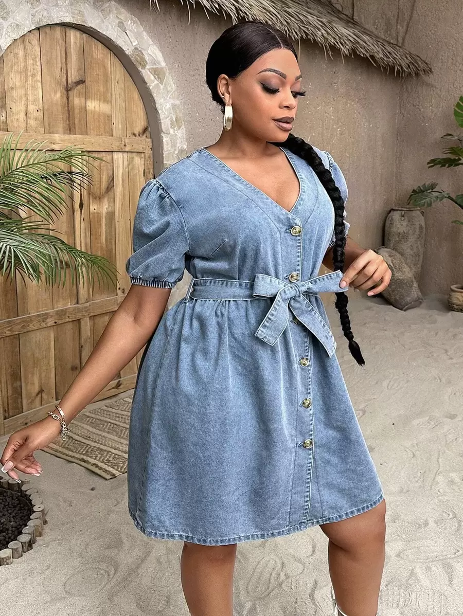 SHEIN SXY 大碼前紐扣腰帶牛仔裙 - 淺色水洗藍 - 查看 1