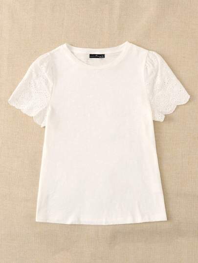 SHEIN LUNE Plus Eyelet Embroidery Scallop Trim Tee