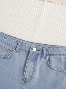 SHEIN Bé Gái Quần Shorts Denim Nút Túi Dây kéo Hem thô Loại bướm - Rửa nhẹ - Xem 4