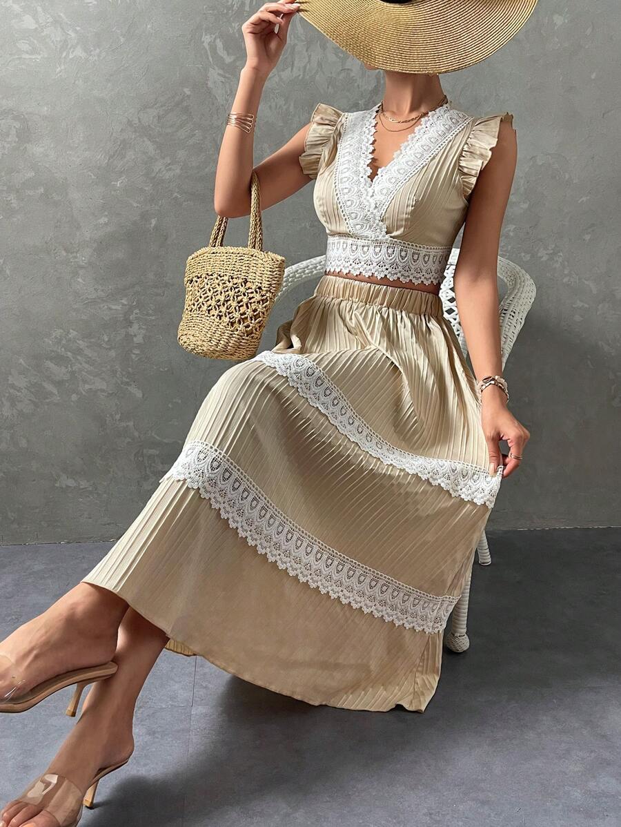 SHEIN Holidaya 拼接水溶蕾絲荷葉邊上衣和裙子 - 米色 - 查看 1