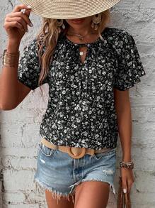 SHEIN Clasi 碎花繫帶領蝴蝶袖襯衫 - 黑色 - 查看 4