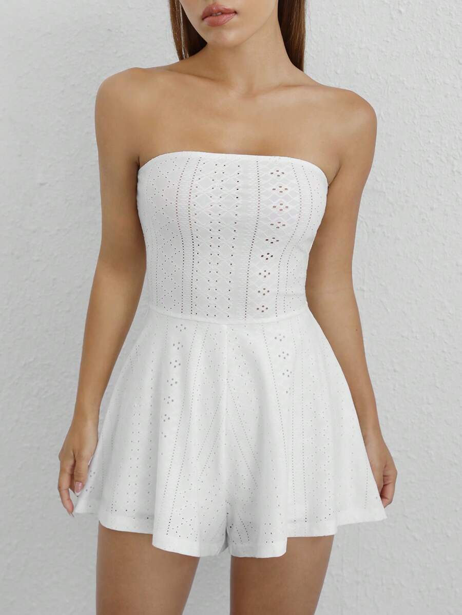 SHEIN Qutie 素色網眼刺繡抹胸連體短褲 - 白色 - 查看 1