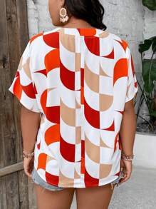 SHEIN LUNE 大碼幾何印花蝙蝠袖四分之一無紐扣開襟襯衫 - 彩色 - 查看 2