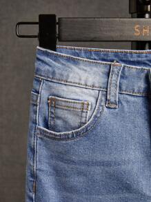 SHEIN Boys Ripped Frayed Bleach Wash Denim Shorts - Light Wash - View 3