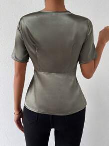 SHEIN Clasi 前扭結緞面襯衫 - 軍綠色 - 查看 2