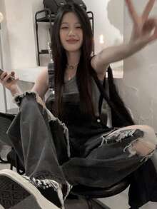 素色挖空細節直筒牛仔背帶褲 - 黑色 - 查看 3