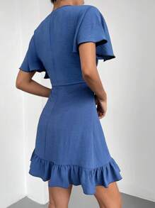 EURMUSE Vestido cruzado de manga mariposa con nudo lateral bajo con fruncido - Azul - Ver 2