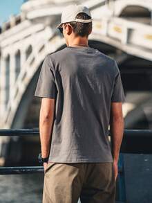 男士字母圖案T恤 - 深灰色 - 查看 2