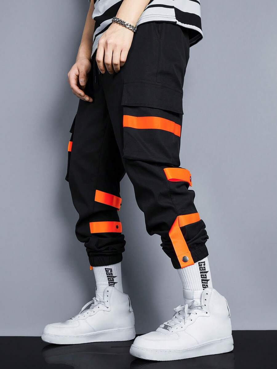 Manfinity EMRG Men Contrast Tape Flap Pocket Cargo Trousers - Black - View 1