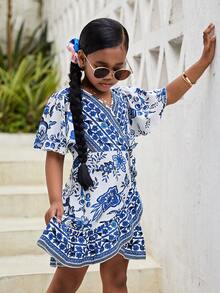 SHEIN 女孩印花蝴蝶袖荷葉邊圍裹側打結連衣裙 - 藍白色 - 查看 5