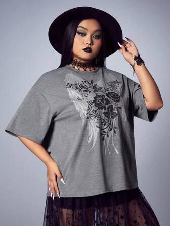 Goth Plus Floral & Wings Print Drop Shoulder Tee