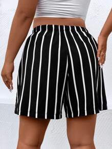 SHEIN LUNE Plus Striped Print Wide Leg Shorts - Black and White - View 2